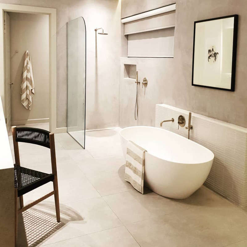 Livingstone Taylor Freestanding Bath