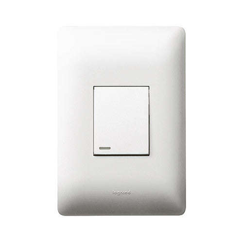 Legrand Ysalis 1 Lever 1-Way Light Switch 4 x 2