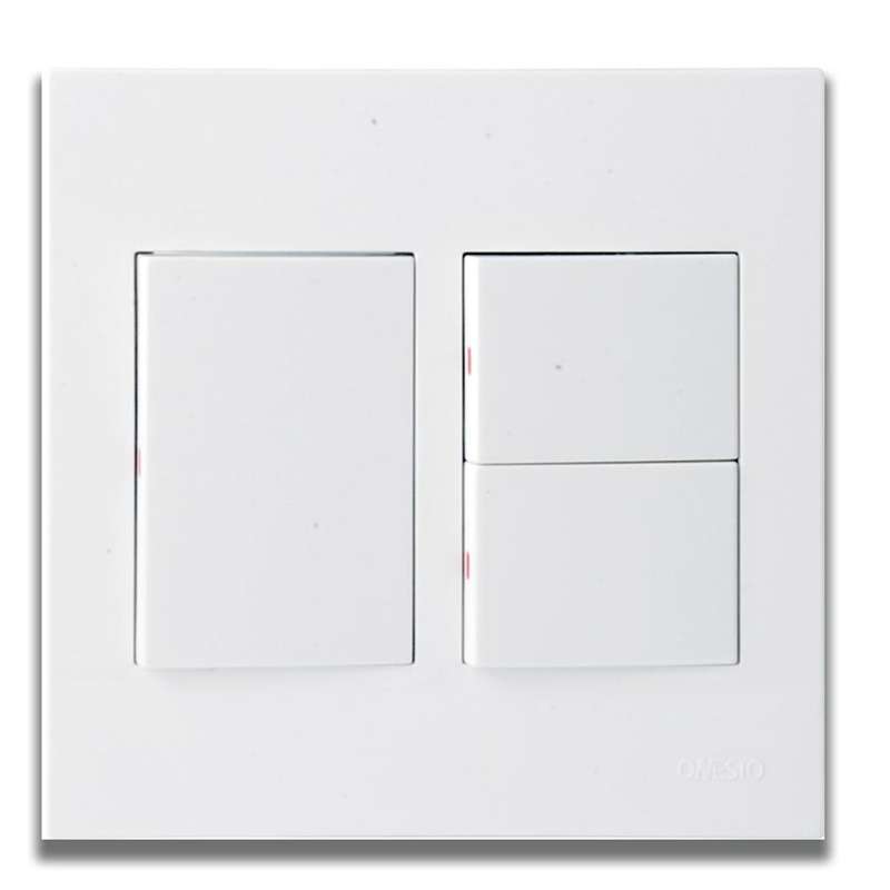 Onesto Matrix 3 Lever 1-Way Light Switch 4 x 4