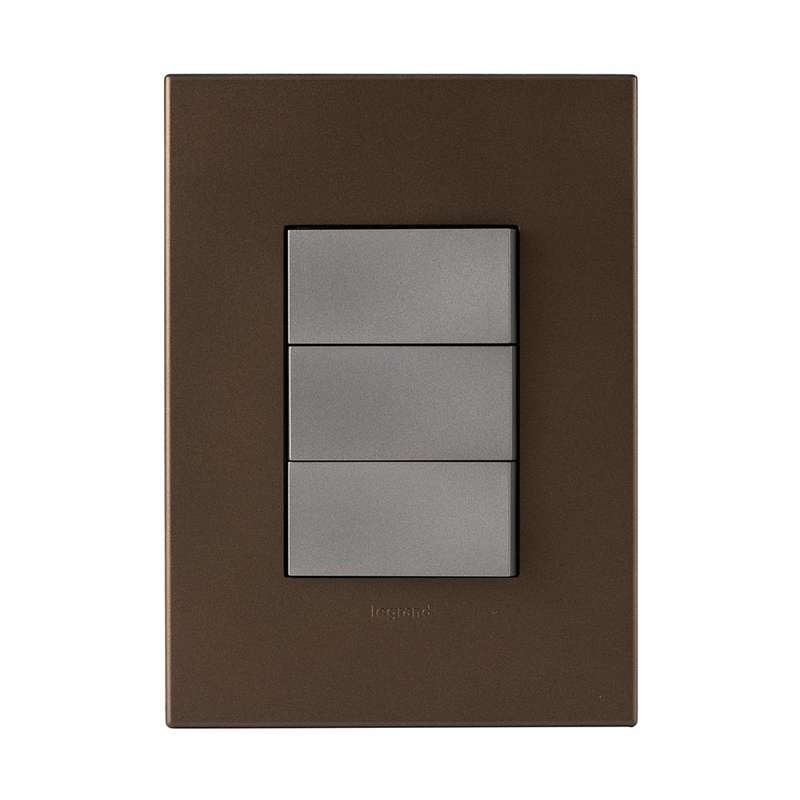 Legrand Arteor 3 Lever 1-Way Light Switch 4 x 2
