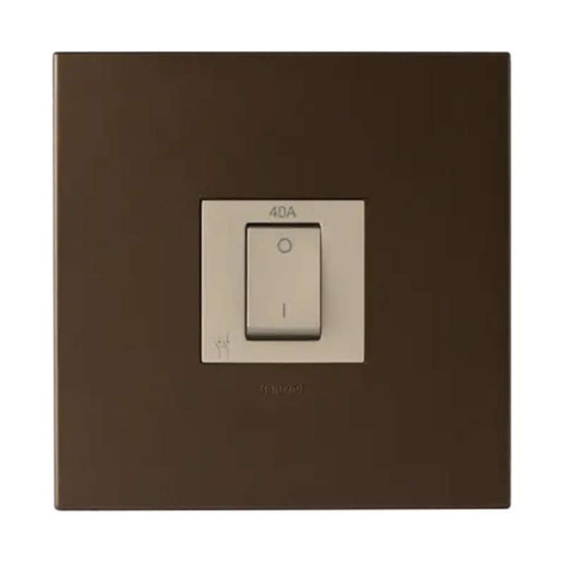 Legrand Arteor Isolator Switch 40A 4 x 4