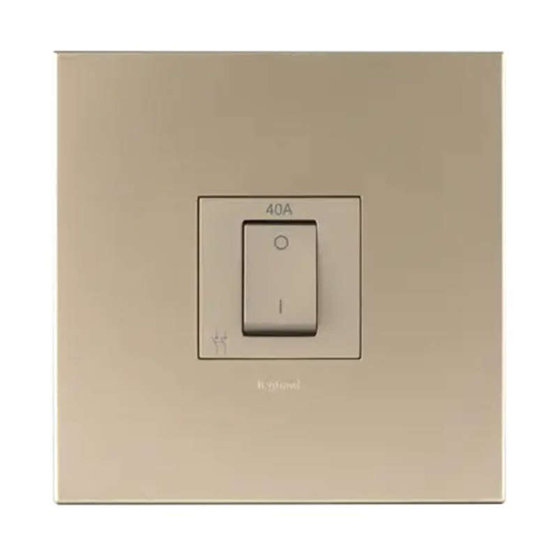 Legrand Arteor Isolator Switch 40A 4 x 4