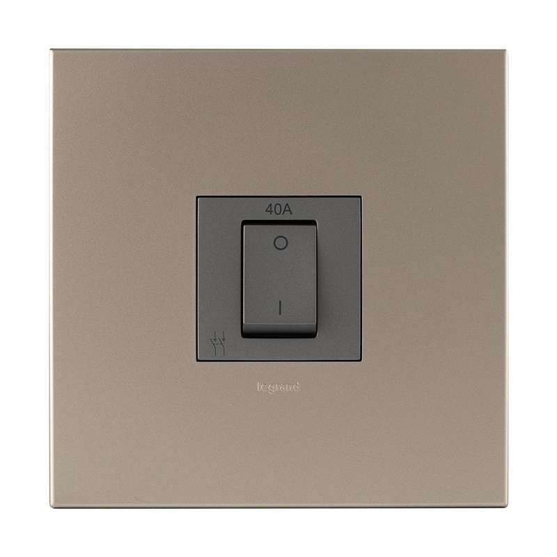 Legrand Arteor Isolator Switch 40A 4 x 4