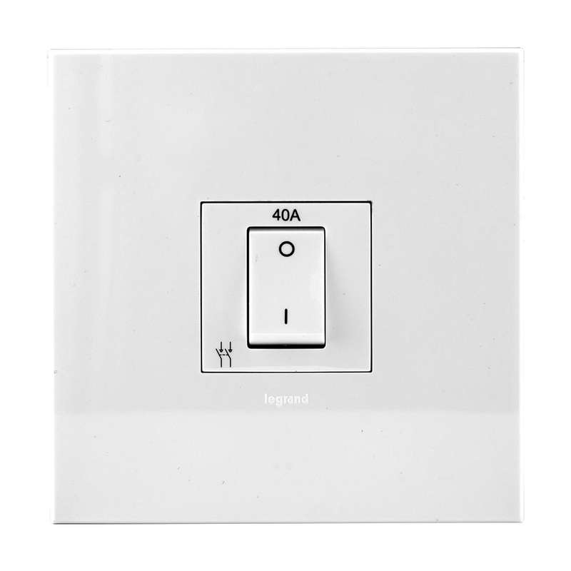 Legrand Arteor Isolator Switch 40A 4 x 4