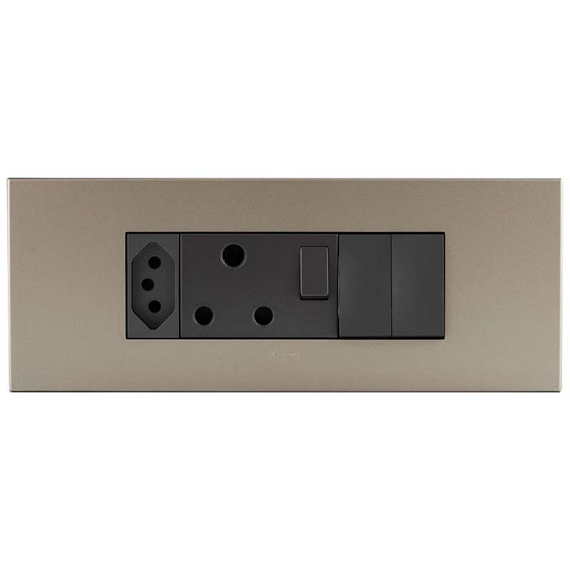 Legrand Arteor 6 Module Power Cluster