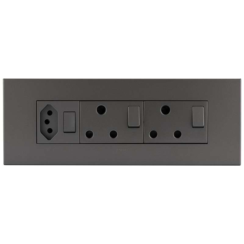Legrand Arteor 8 Module Power Cluster