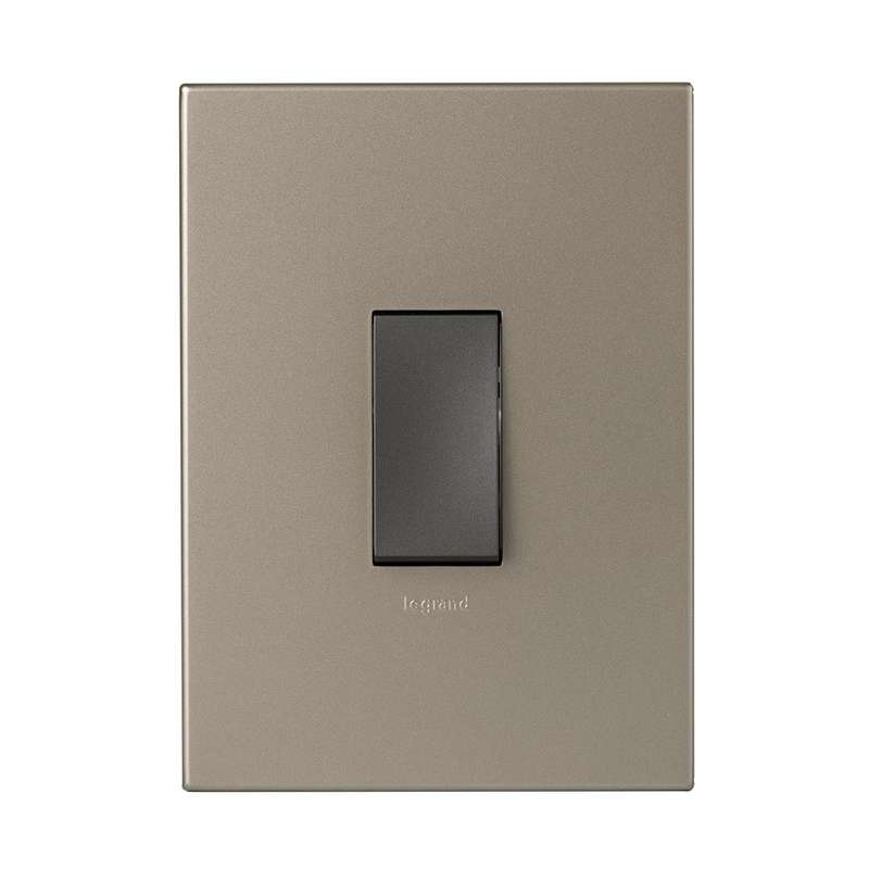 Legrand Arteor Intermediate Switch 4 x 2