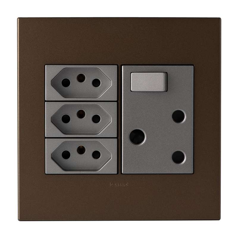Legrand Arteor RSA 3 Slimline Socket 4 x 4