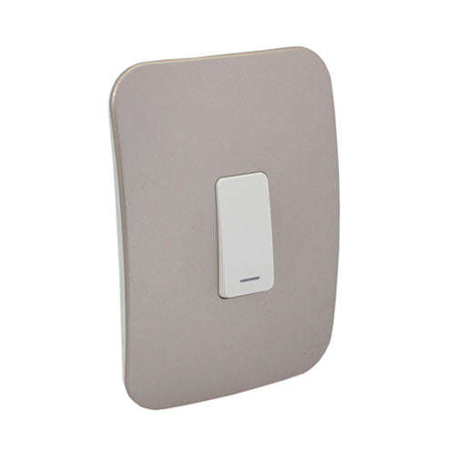 VETi 1 1 Lever 1 Way Light Switch 4 x 2 - White Module