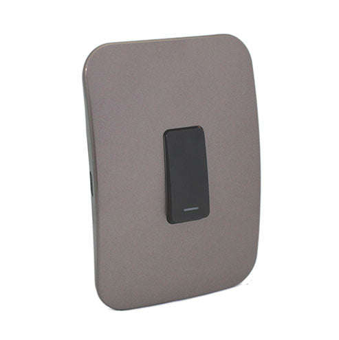 VETi 1 1 Lever 2-Way Light Switch 4 x 2 - Black Module