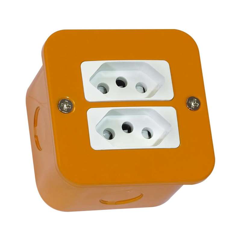 VETi 1 Industrial Double Slimline Socket 3 x 3 - Orange