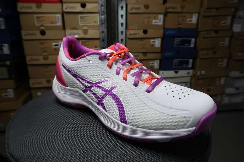 Asics Netburner Super FF Netball shoe