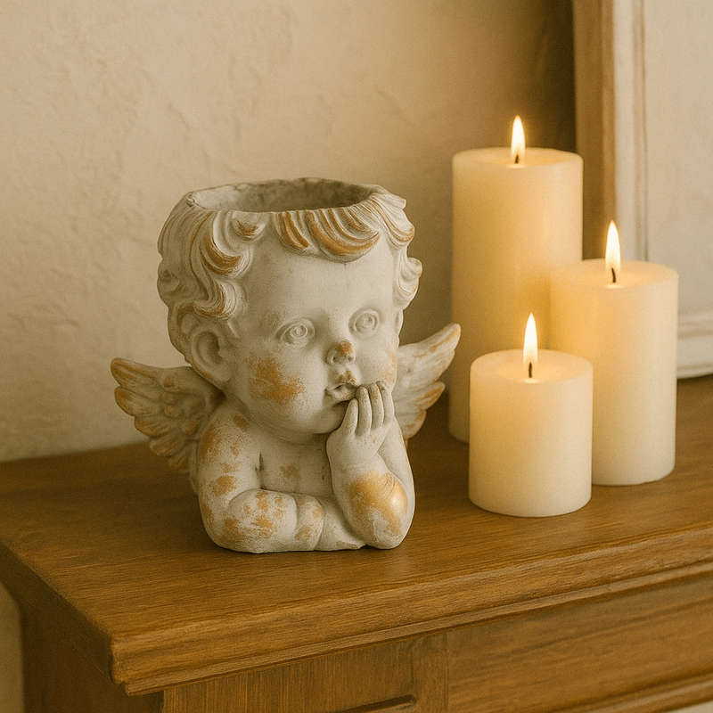 Large Gold Leaf Grey Cupido Resting