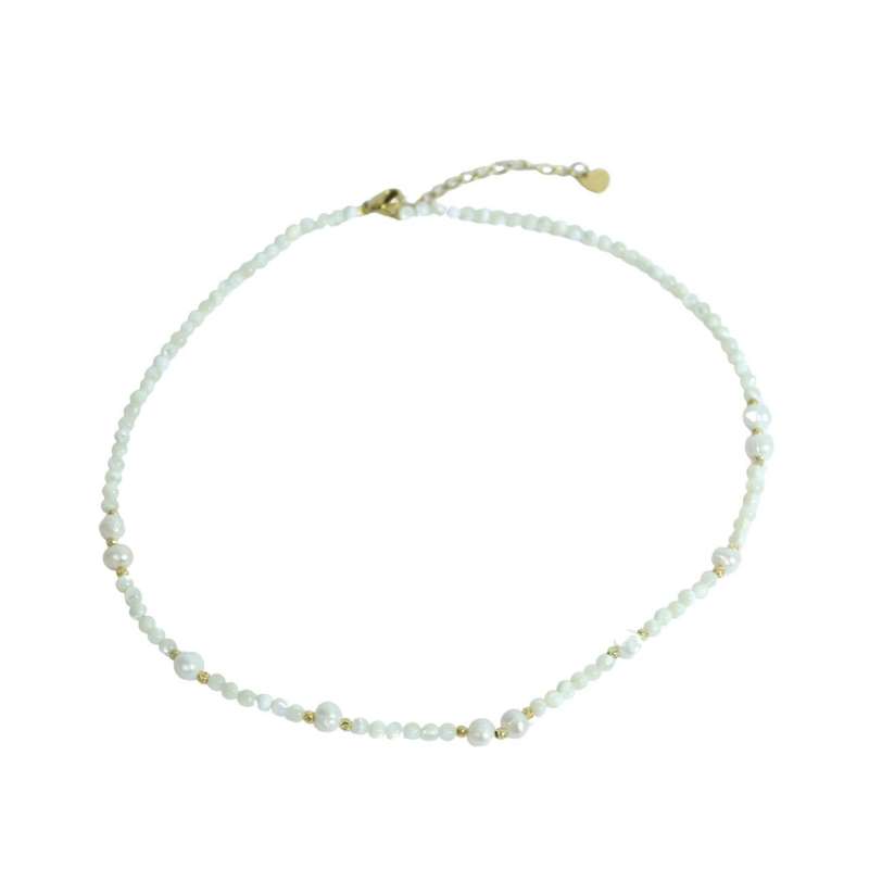 Necklace - White Pearls And Beads