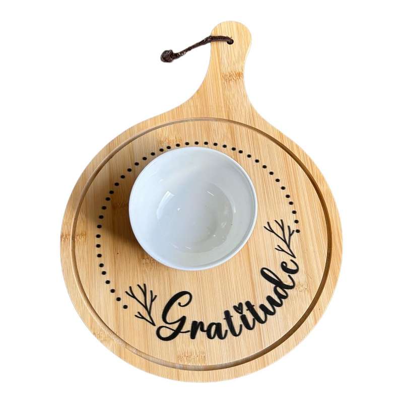 Small Round Bamboo Board With Handle - Grattitude