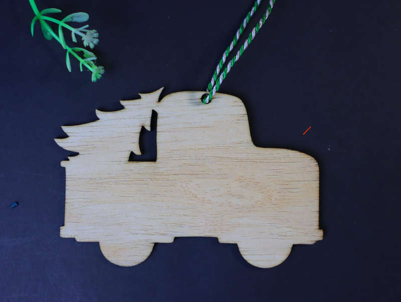 Laser Cut Christmas Truck Ornament   76mm high