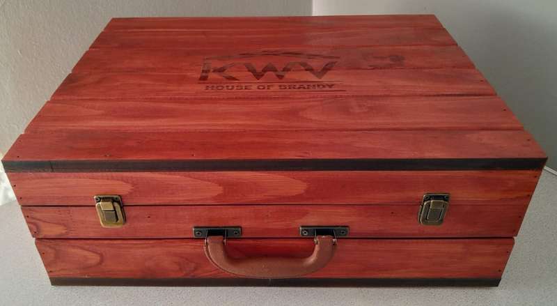 Wine box for 4 bottles of wine  pine stained(your logo)