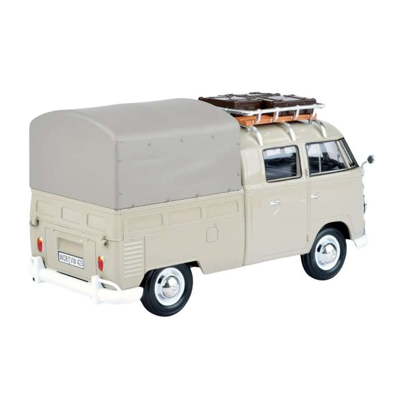 Motormax Volkswagen Type 2 (T1) Scale 1:24 Pickup with Roof Rack + Suit Case + Tarpaulin Cover