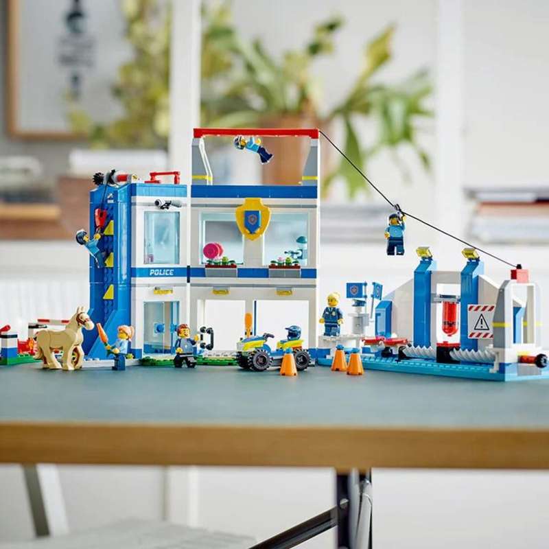 LEGO City Police Training Academy 60372 Building Toy Set (823 Pieces)