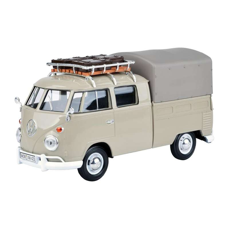 Motormax Volkswagen Type 2 (T1) Scale 1:24 Pickup with Roof Rack + Suit Case + Tarpaulin Cover