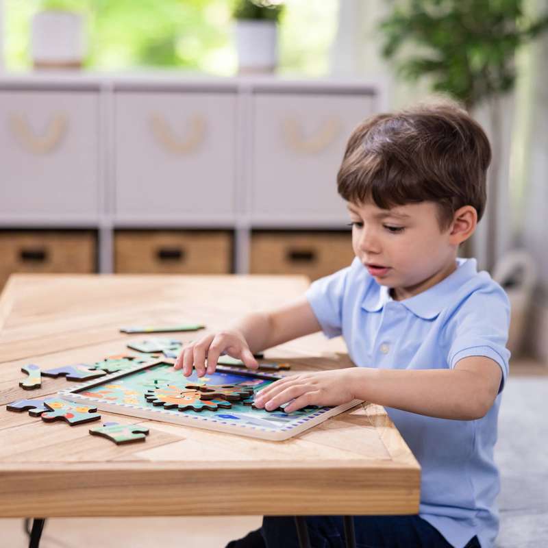 Melissa & Doug Wooden Underwater Gear Puzzle  18 Pieces