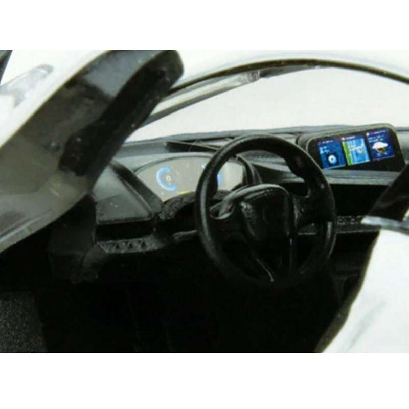 Motormax 2018 BMW i8 Coupe Scale 1:24 - White