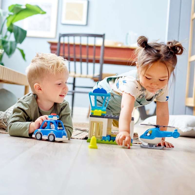 LEGO® DUPLO® Rescue Police Station & Helicopter (10959)