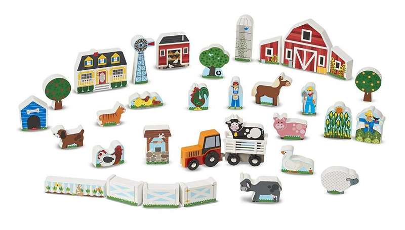 Melissa & Doug Wooden Farm and Tractor Play Set