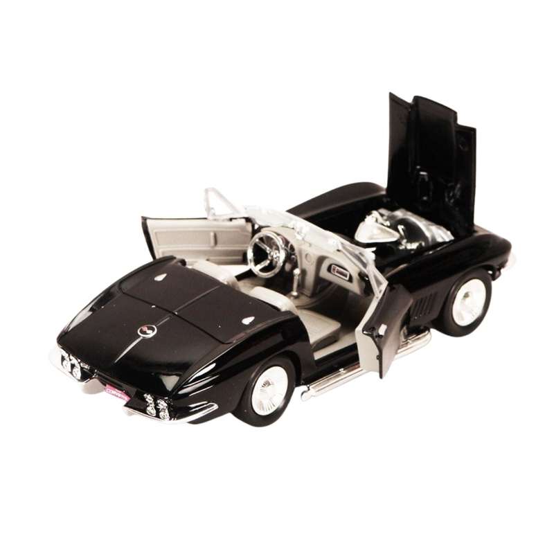 Motormax 1967 Corvette Scale 1:24 Diecast Vehicle - Black