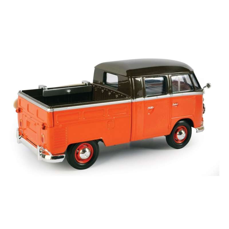 Motormax 1:24 Volkswagen Type 2 (T1) - Pickup with Surfboard