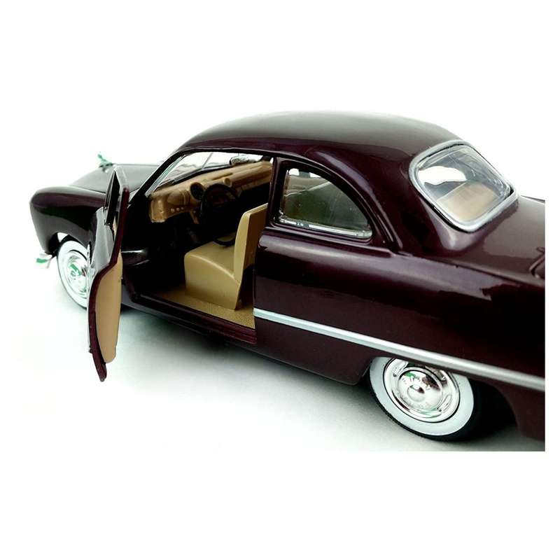 Motormax 1949 Ford Coupe Dark Burgundy 1:24 Scale Diecast Car