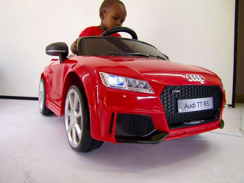 Audi TT kids ride on car