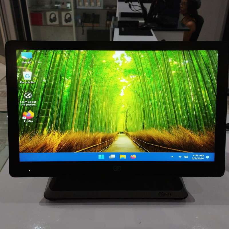 NCR CX7 15.6" Point of Sale with Customer Display. Celeron G4900T, 8GB Mem, 120GB SSD. (Used)