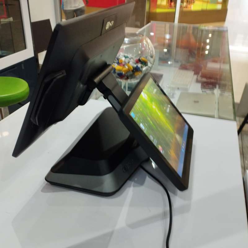 NCR CX7 15.6" Point of Sale with Customer Display. Celeron G4900T, 8GB Mem, 120GB SSD. (Used)