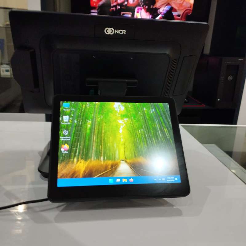 NCR CX7 15.6" Point of Sale with Customer Display. Celeron G4900T, 8GB Mem, 120GB SSD. (Used)