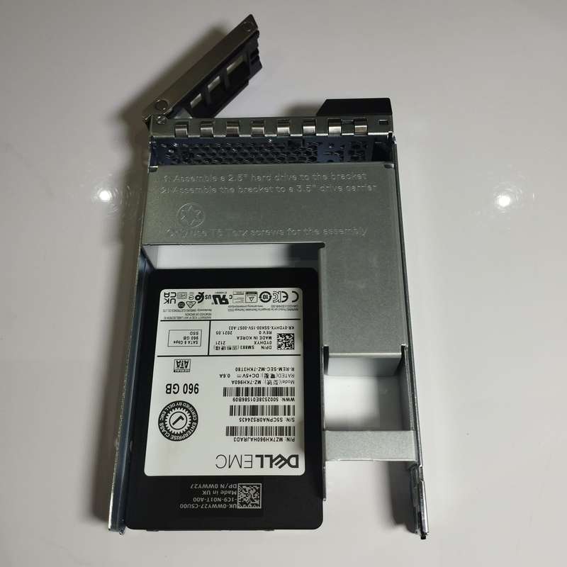 Dell 960GB 2.5-inch SATA Mix Use 6Gbps 512e SSD with 3.5-inch Caddy Tray