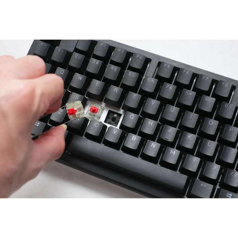Ducky Keyboard Zero 6108 100% Mechanical Wireless Keyboard; RGB; USB 2.0 / 2.4GHz / BT - Cherry M...