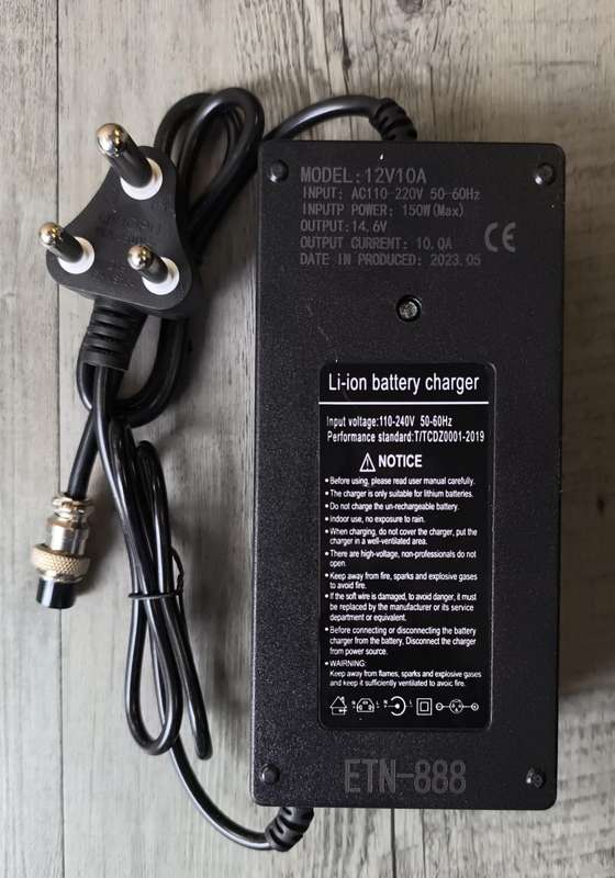 ETN-888 14.6v DC 10Amp 150watt Intelligent Lithium Battery Charger for Electric Scooters