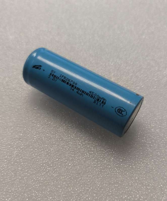 26700 3.2V 3500mAh LiFePO4 Battery - High-performance Rechargeable Battery for Various Applicatio...