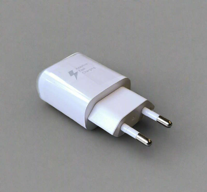 5v 2Amp USB Wall Charger - Compact and Efficient Charger for Smartphones and Tablets