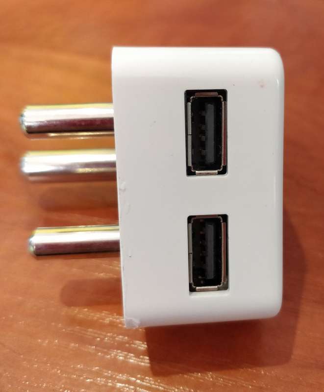 Ausma USB PlugTop - Charge Multiple Devices Simultaneously