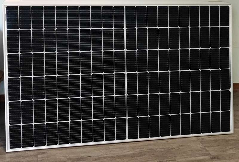 Canadian 555W Mono Solar Panel - Efficient Renewable Energy Solution