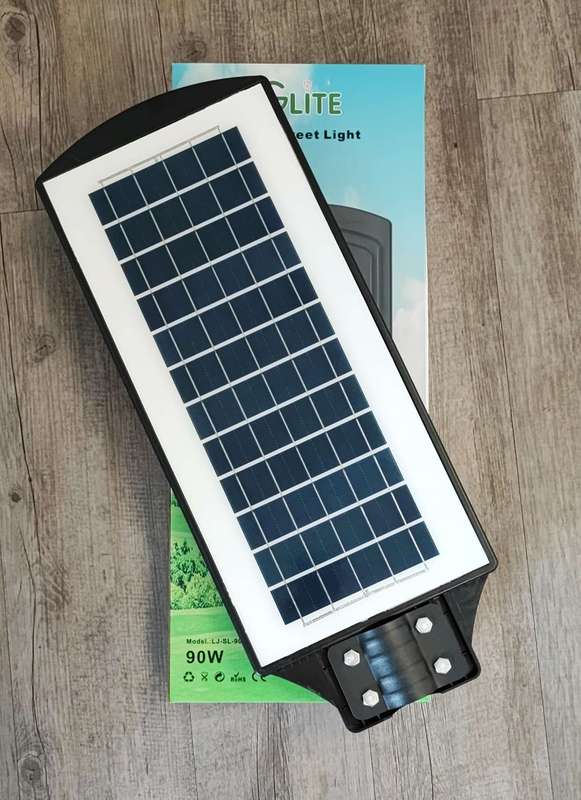 Glite 90watt Solar Powered LED Street/Pole Light - Efficient and Eco-Friendly Outdoor Lighting So...