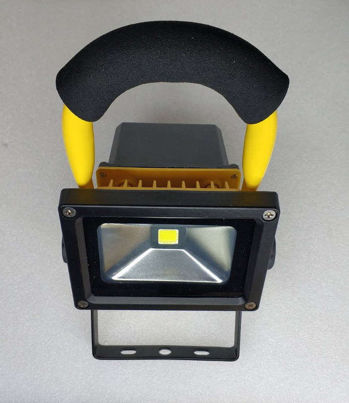 DEMO Yamato 20W Solar Rechargeable Portable LED Flood Light - Compact and Powerful Lighting Solution