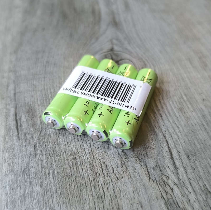4pc AAA 300mah 1.2v Rechargeable Ni-Cd Battery Pack