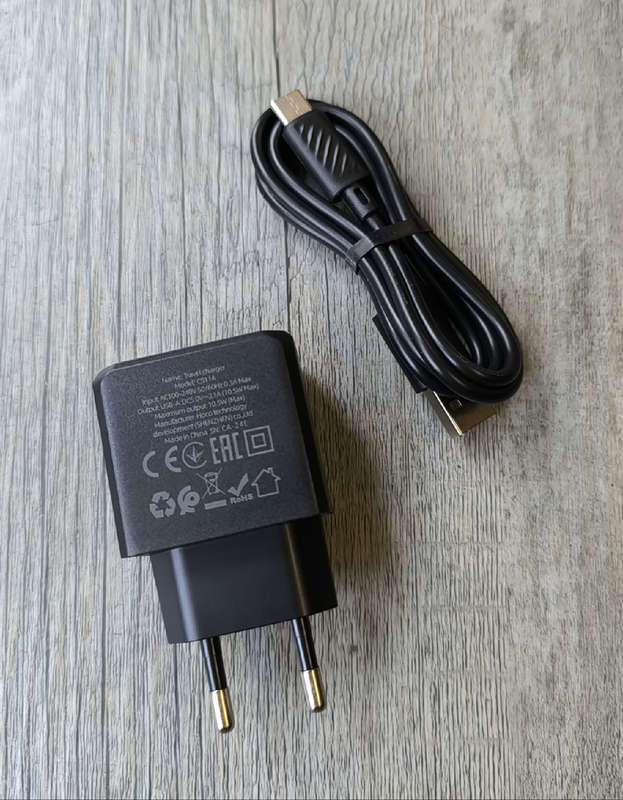 HOCO CS11A Premium 2.1Amp Mobile Phone Wall Charger + USB-C Cable  Black