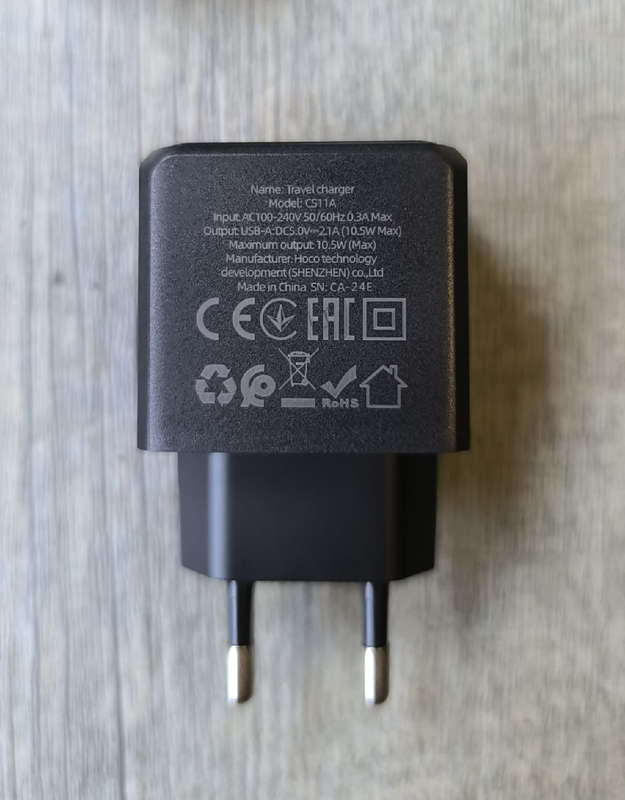 HOCO CS11A Premium 2.1Amp Mobile Phone Wall Charger + USB-C Cable  Black