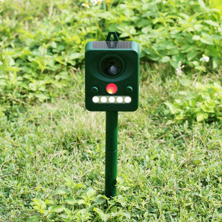 Environmental Friendly White + Red Light Solar-powered LED Ultrasonic Animal Repeller Bird Cat Do...