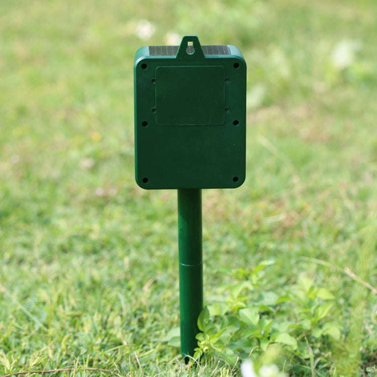 Environmental Friendly White + Red Light Solar-powered LED Ultrasonic Animal Repeller Bird Cat Do...