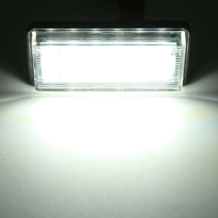 2 PCS DC12V / 1.5W/ 6000K / 100LM Car LED License Plate Light 18LEDs SMD-3528 Lamps for Lexus(Whi...